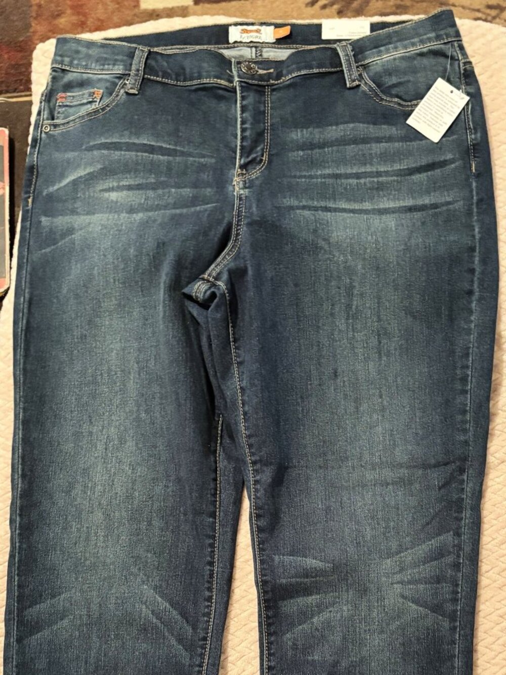 Le Tigre Women’s Denim Jeans Size 14 – Dark Wash – New With Tags Originally $48